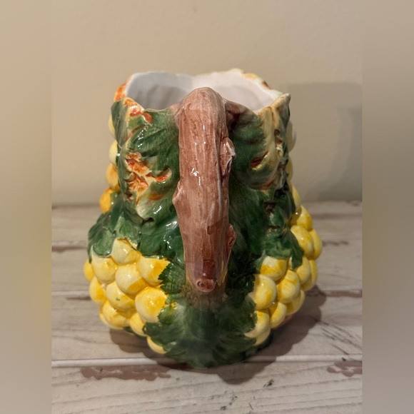 Vintage Italian Pitcher Yellow Grapes Green leaves Hand Painted Made In Italy - Picture 2 of 8